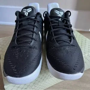 Nike 2016 Kobe A.D Black & White Sneakers NEW IN BOX! Nike Kobe AD Mens Basketball Shoes Black White 852425-001  main image 3
